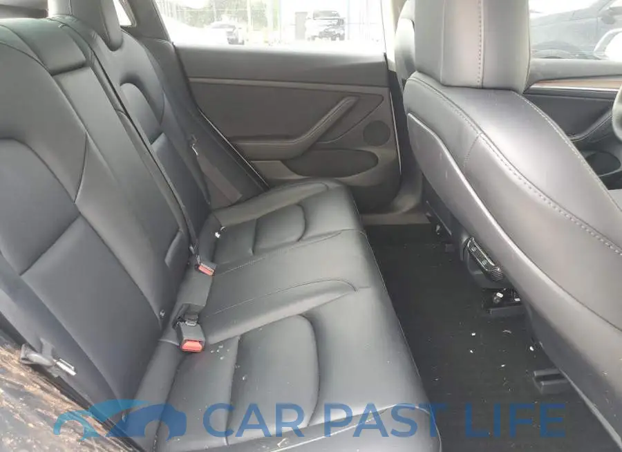 5YJ3E1EAXNF103151# 10