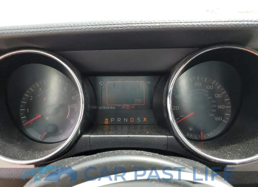 1FA6P8TH3F5344588# 9
