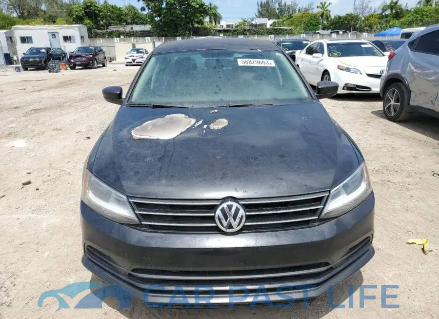 3VW167AJ1GM242304# 5