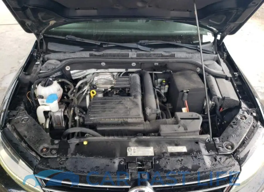 3VWDB7AJ2HM296818# 12