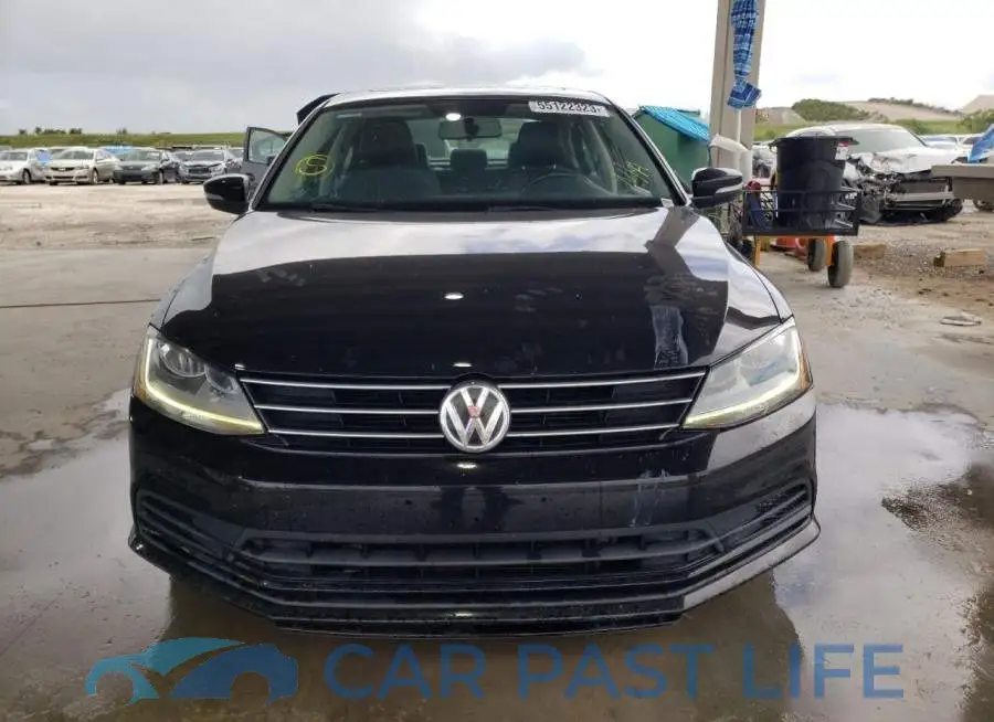 3VWDB7AJ2HM296818# 5