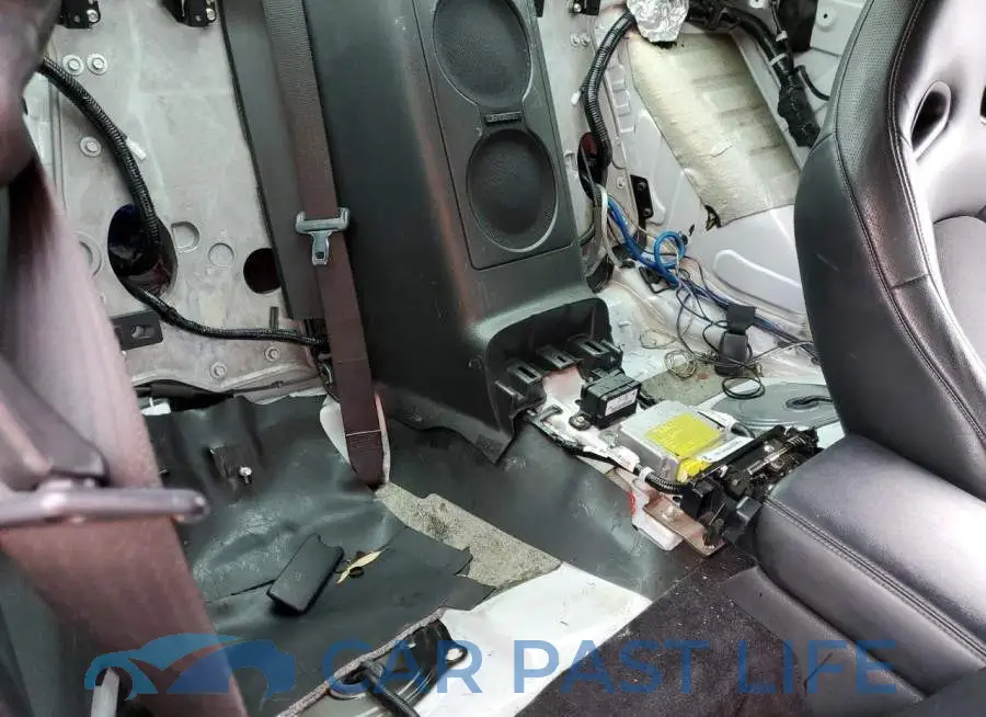 JN1AR5EF5FM281737# 10