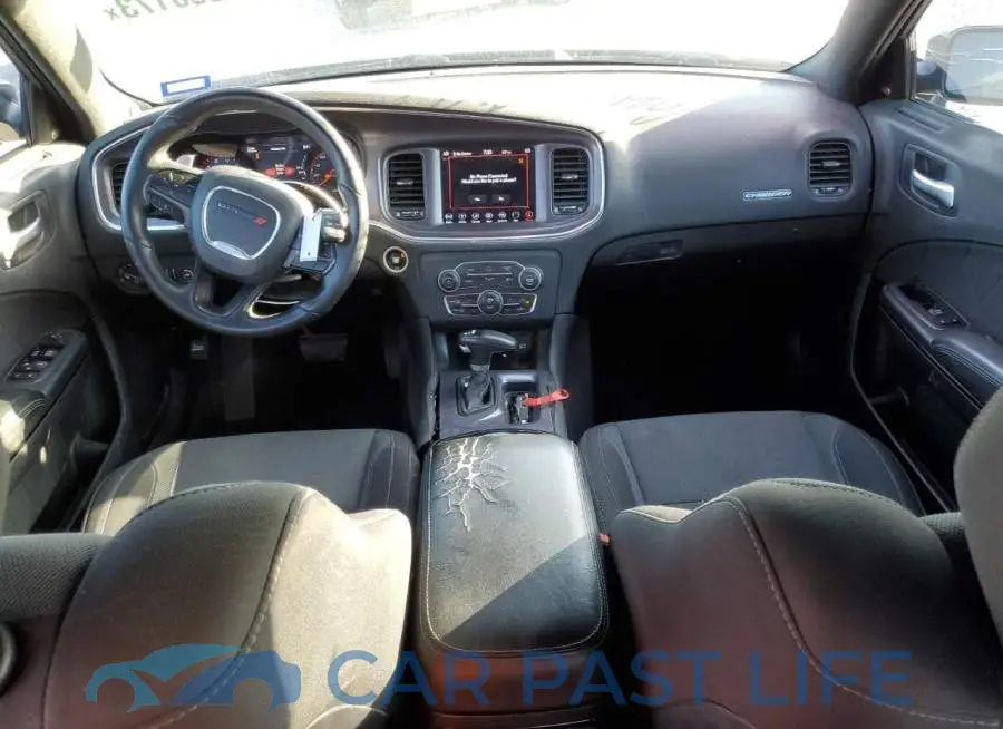 2C3CDXCT8JH113678# 8