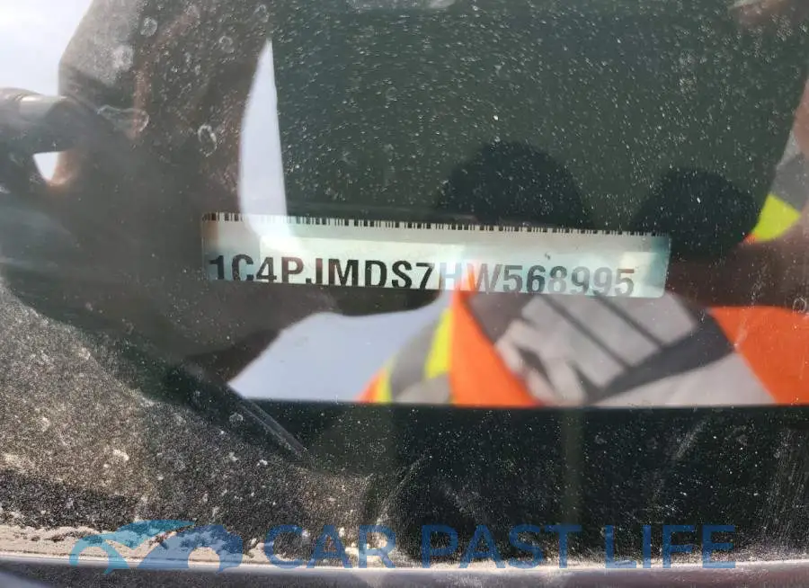 1C4PJMDS7HW568995# 12