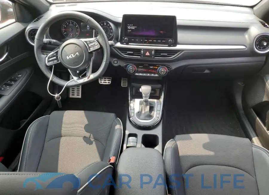 3KPF54AD9PE540808# 8