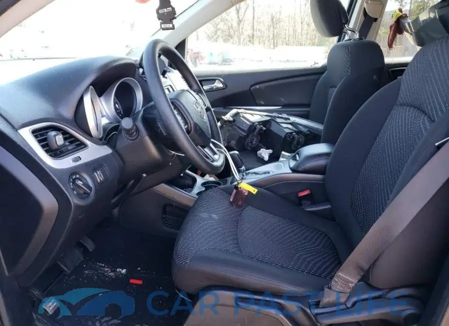 3C4PDCAB8LT269259# 7