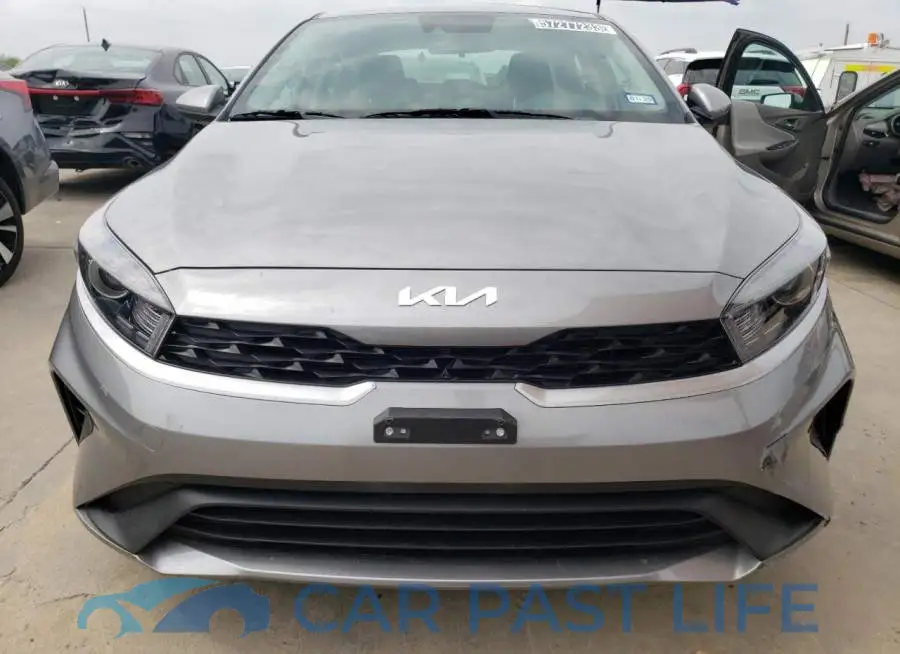 3KPF24AD2PE583315# 5