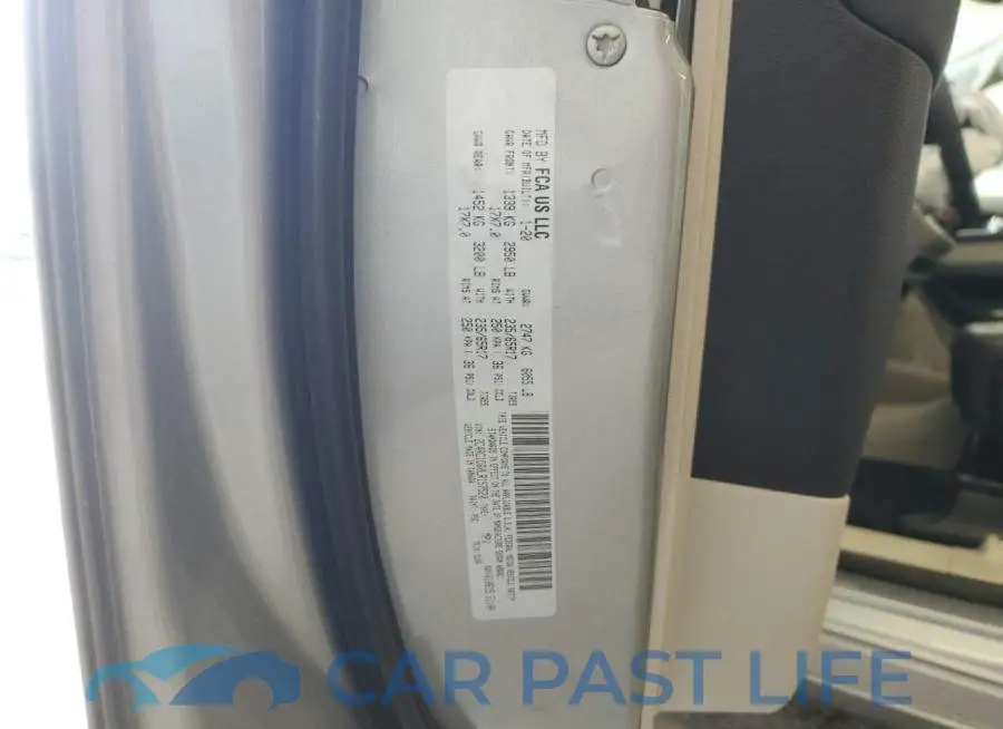 2C4RC1DG0LR157520# 13