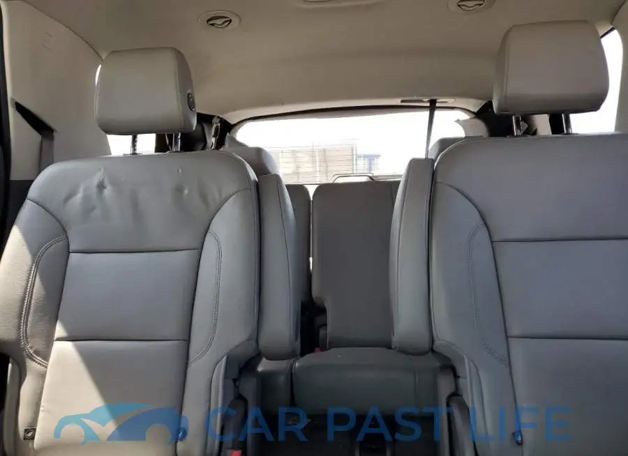 1GNERHKW9JJ117168# 10