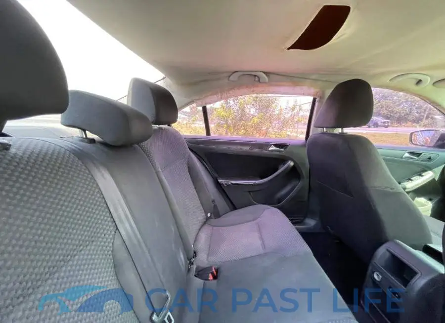 3VW2K7AJ7EM432931# 6