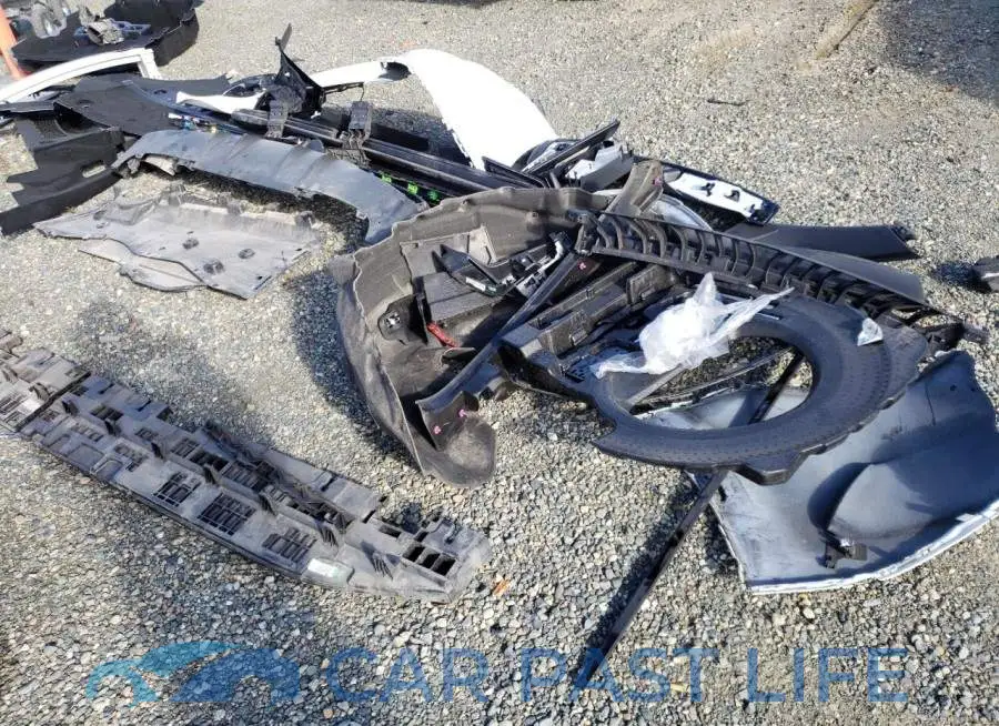 4JGFB6BB8MA368122# 12