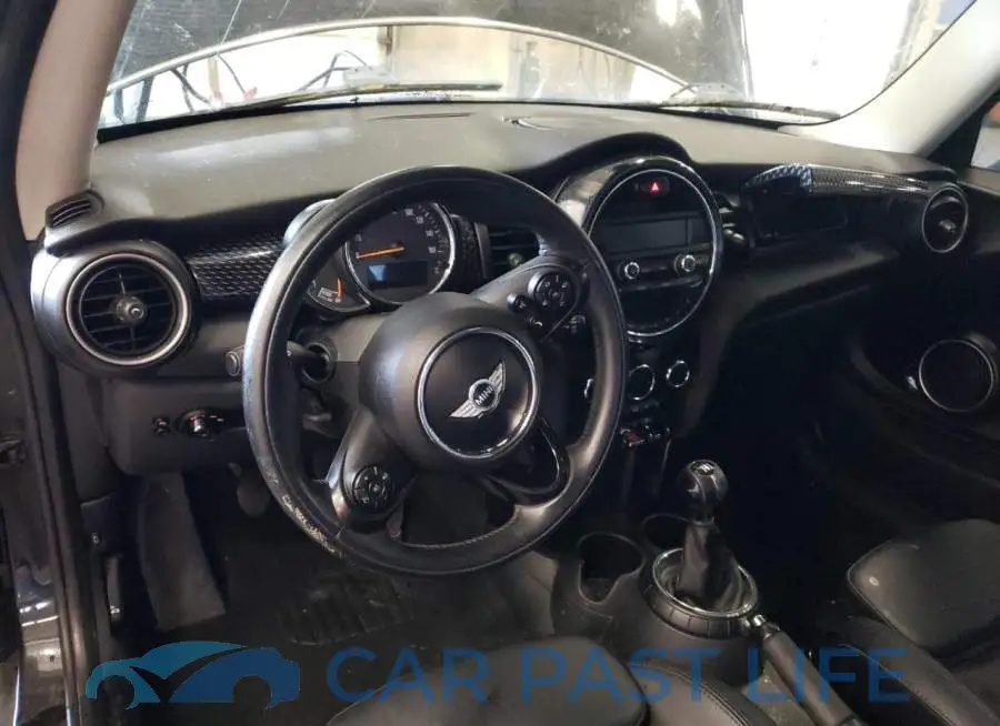 WMWXP7C53F2A60412# 8