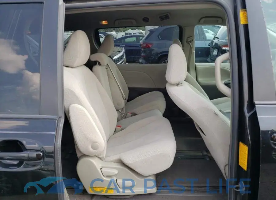 5TDKK3DC4ES425069# 11