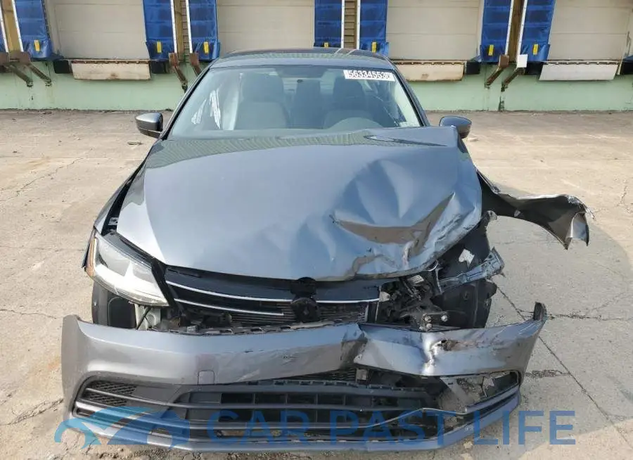 3VW2B7AJ8HM385204# 5