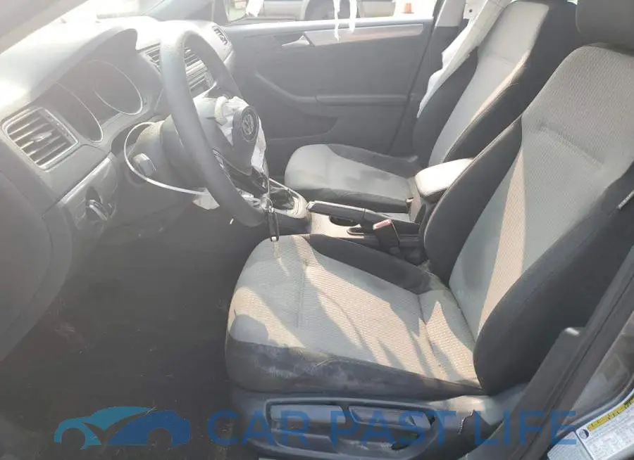 3VW2B7AJ8HM385204# 7