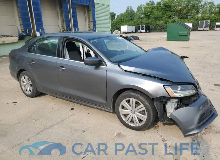 3VW2B7AJ8HM385204# 4