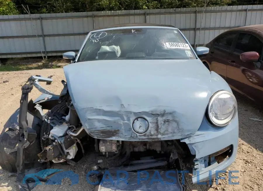 3VW5L7AT4EM821411# 5