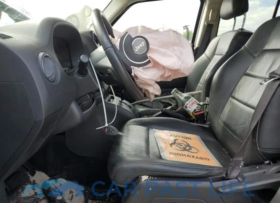 1C4NJPFA8HD166492# 7