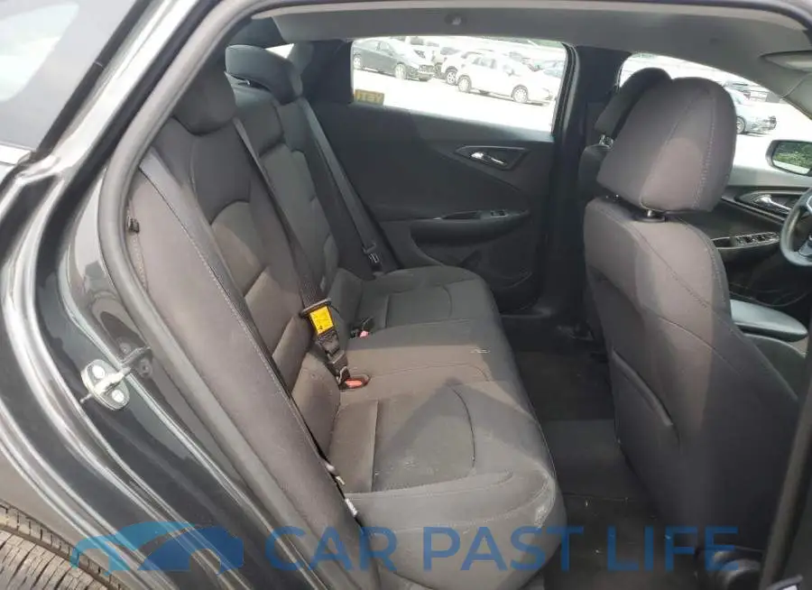 1G1ZB5ST2JF103367# 10