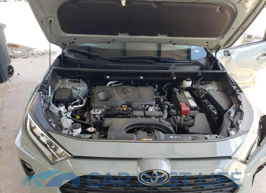 2T3C1RFV8MW154717# 11