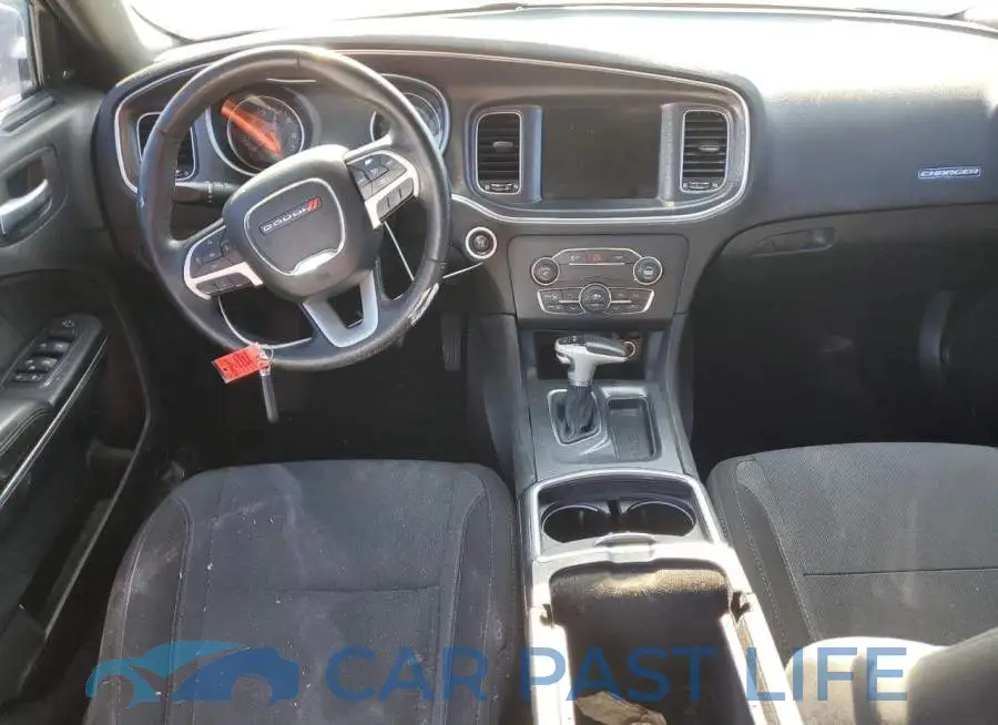 2C3CDXHG2FH915887# 8