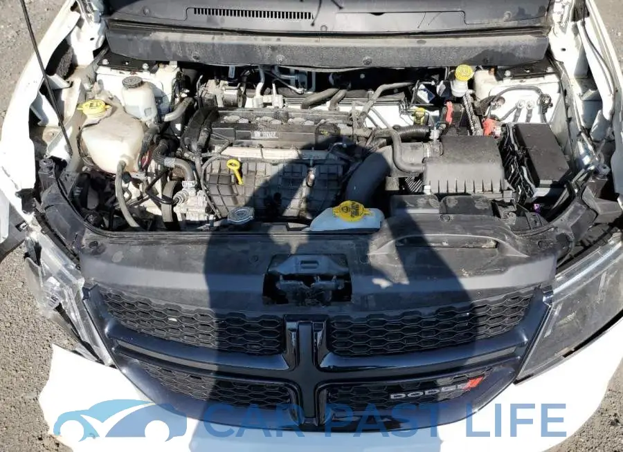 3C4PDCGB6LT225851# 12