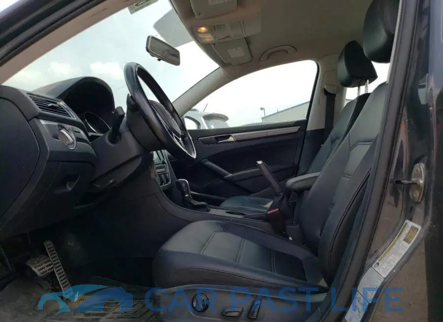 1VWDT7A37HC064442# 7