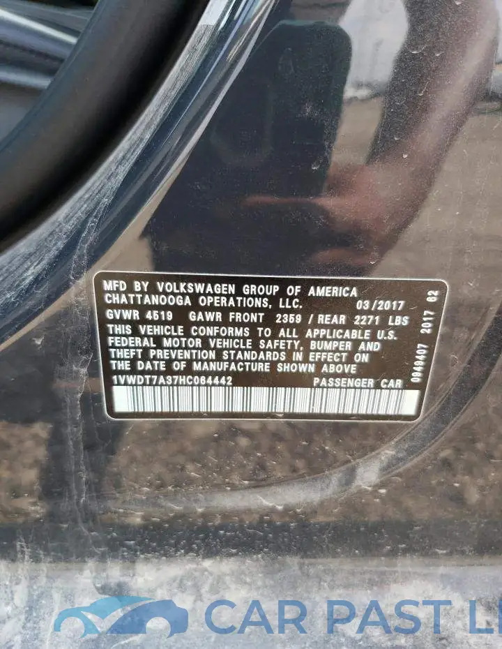 1VWDT7A37HC064442# 12