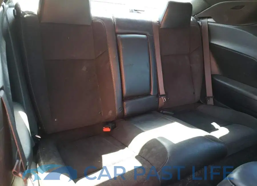 2C3CDZFJ2KH701972# 10