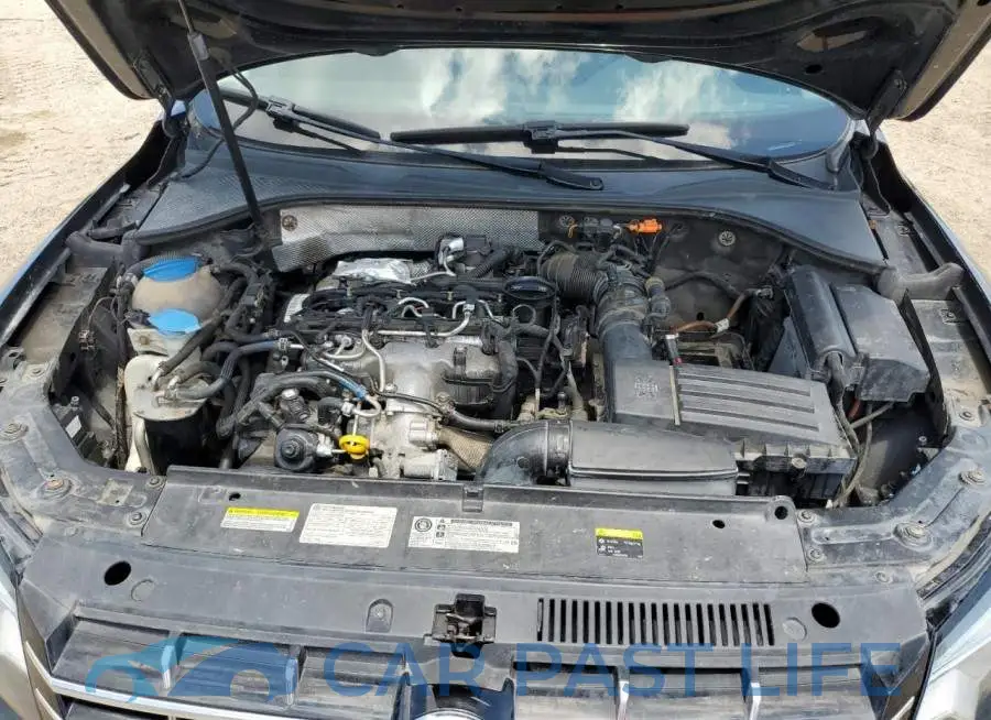 1VWBN7A35EC118818# 11