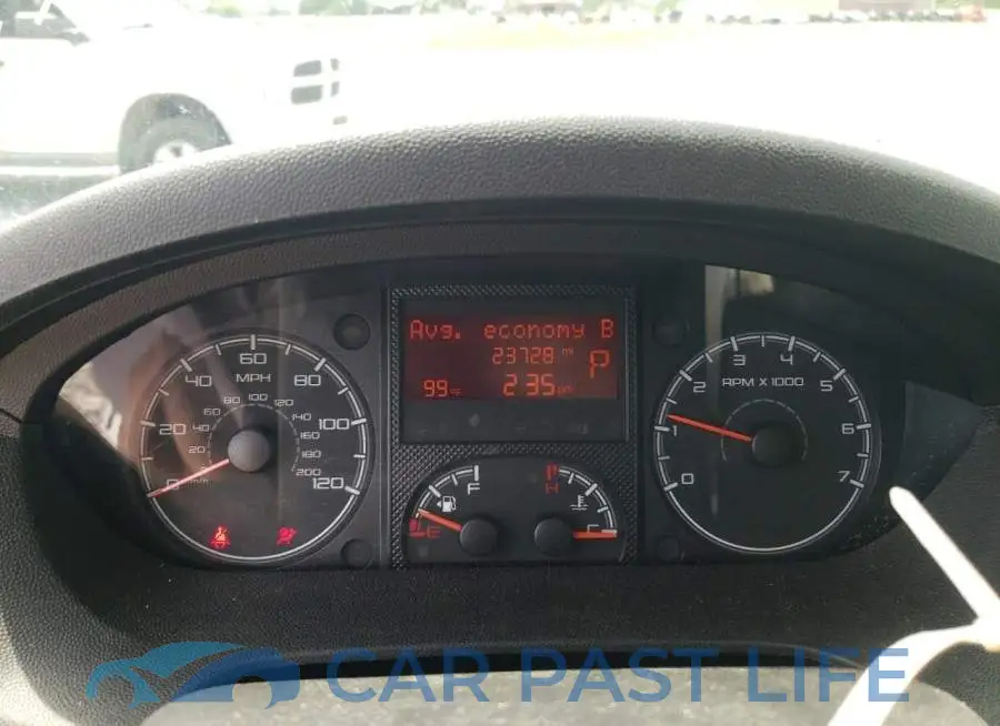 3C6TRVDG2JE153552# 9
