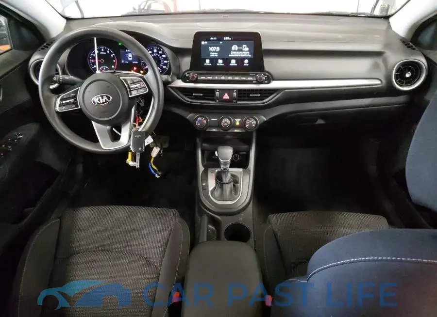 3KPF24AD4LE158611# 8