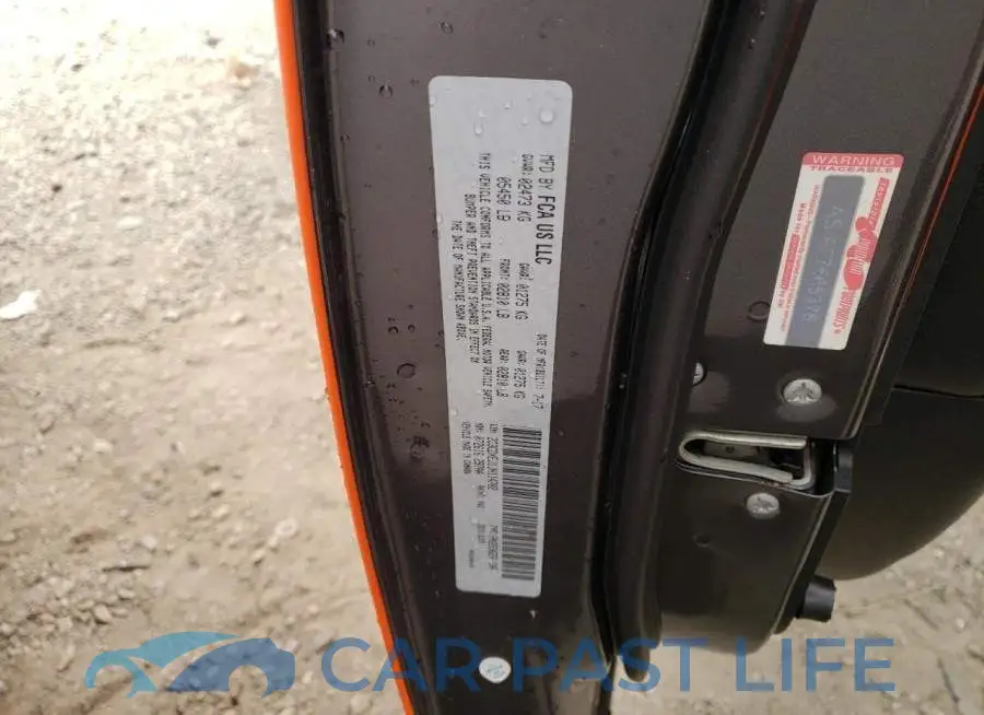 2C3CDXEJ1JH114702# 12