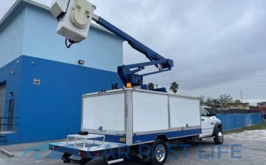 3C7WRMDL9EG180869# 6