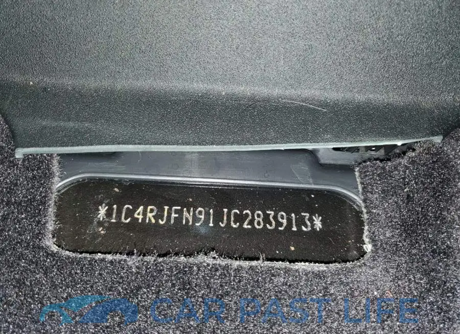 1C4RJFN91JC283913# 14