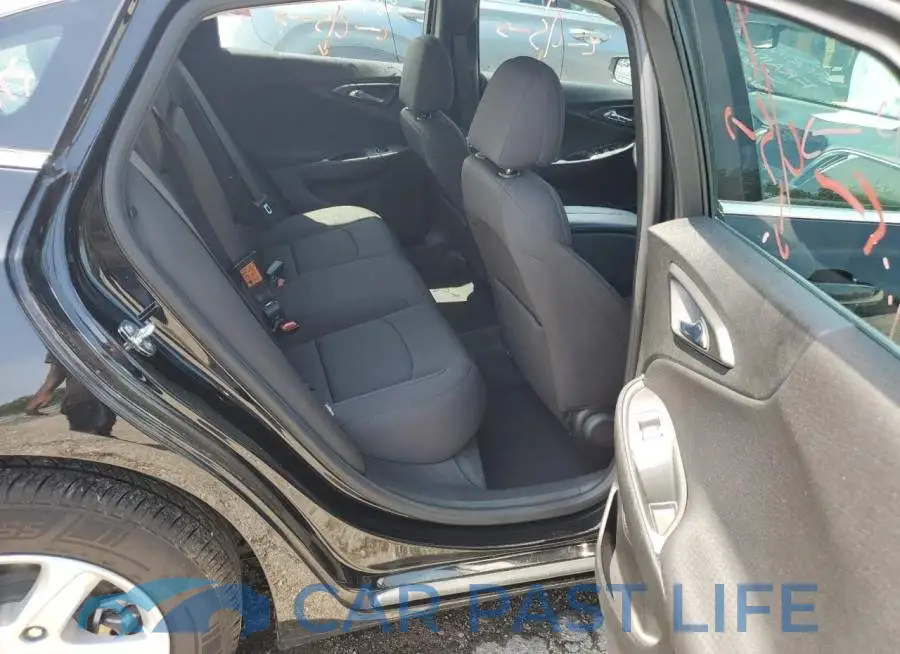 1G1ZD5ST1NF149868# 10