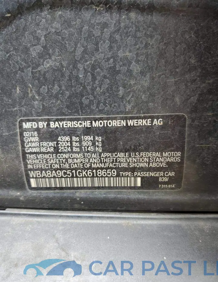 WBA8A9C51GK618659# 12