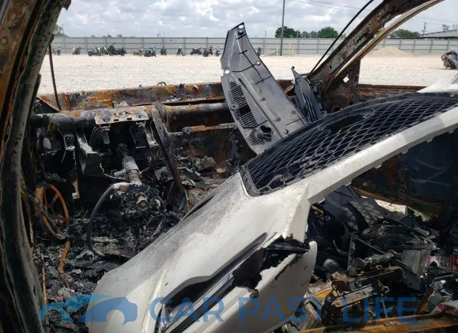 JN1EV7BP8NM311737# 8