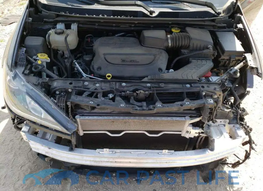2C4RC1EG9LR126815# 12