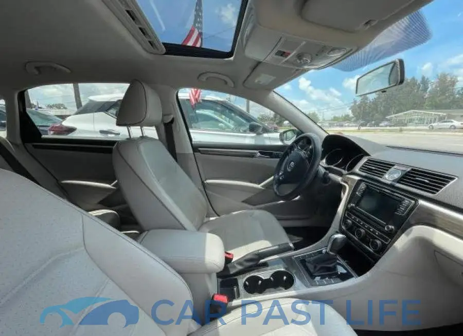1VWBT7A34HC050019# 5