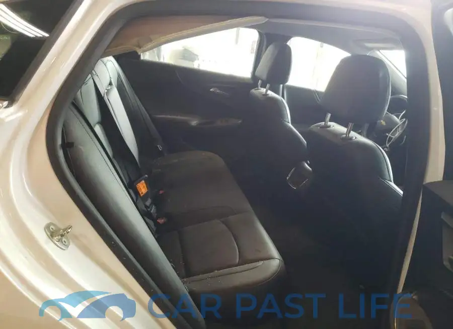 1G1ZD5ST2JF106523# 10