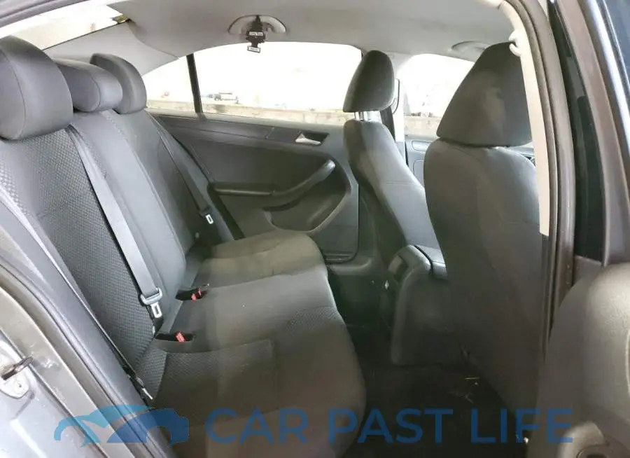 3VW2K7AJ3EM333815# 10