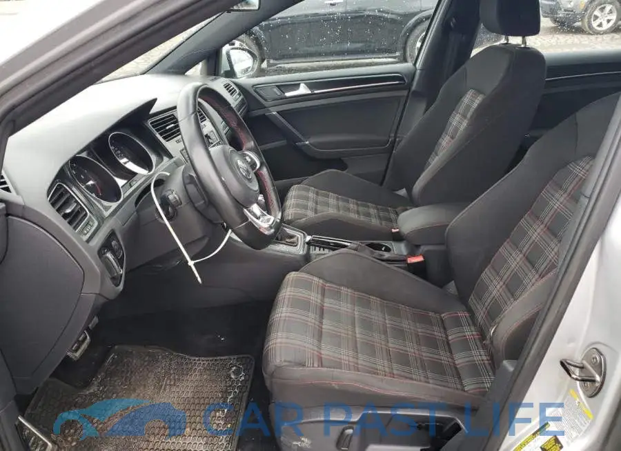 3VW4T7AU8FM025931# 7