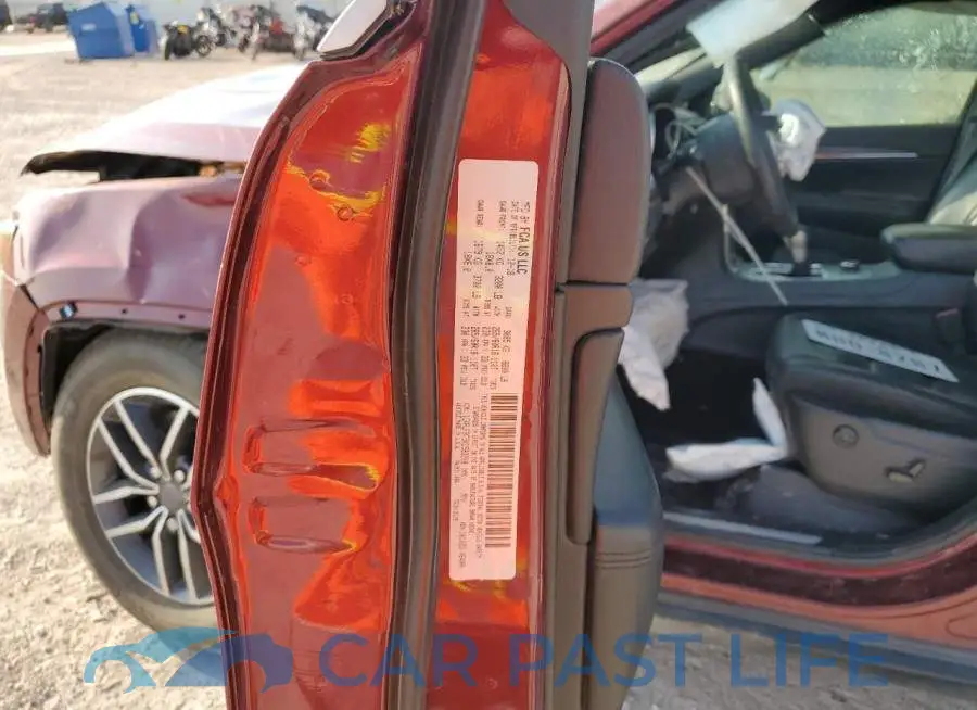 1C4RJFBT5KC593208# 13
