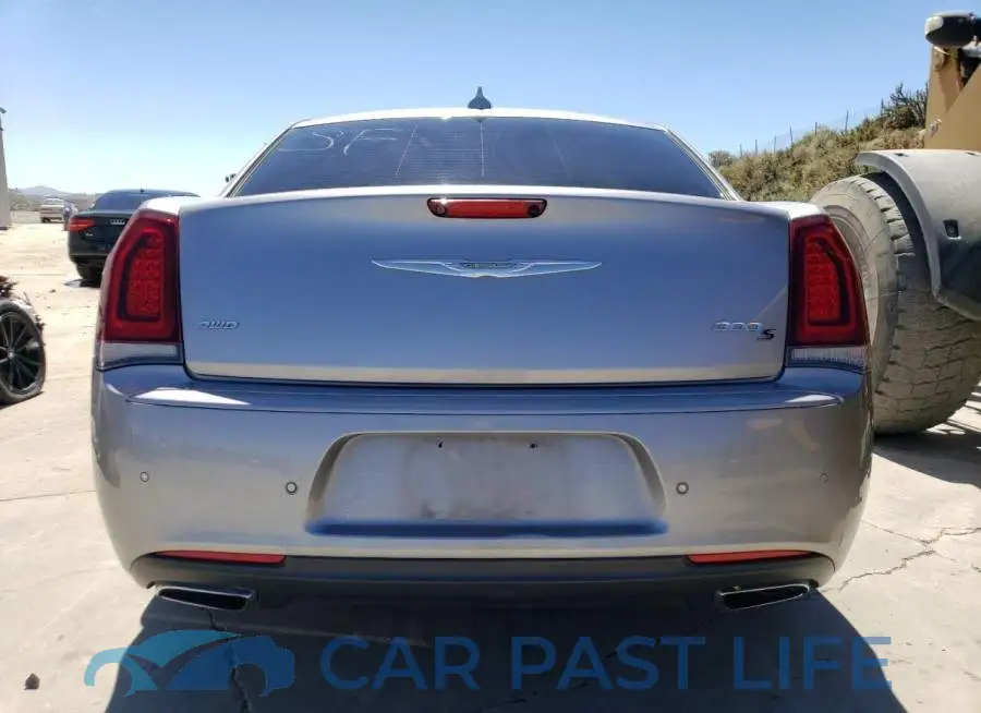 2C3CCAGG5JH268587# 6