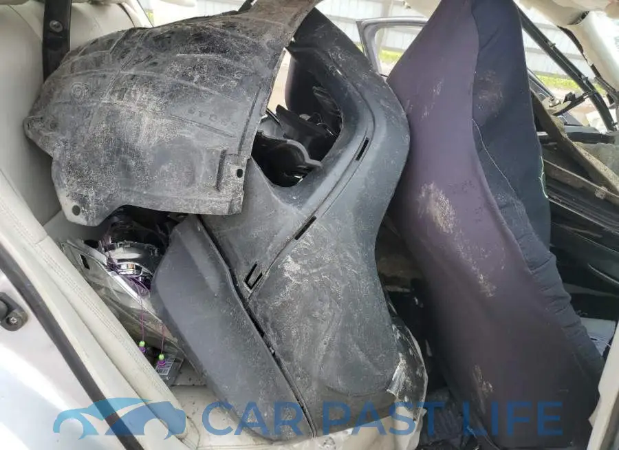 JN1EV7AR3LM250376# 10