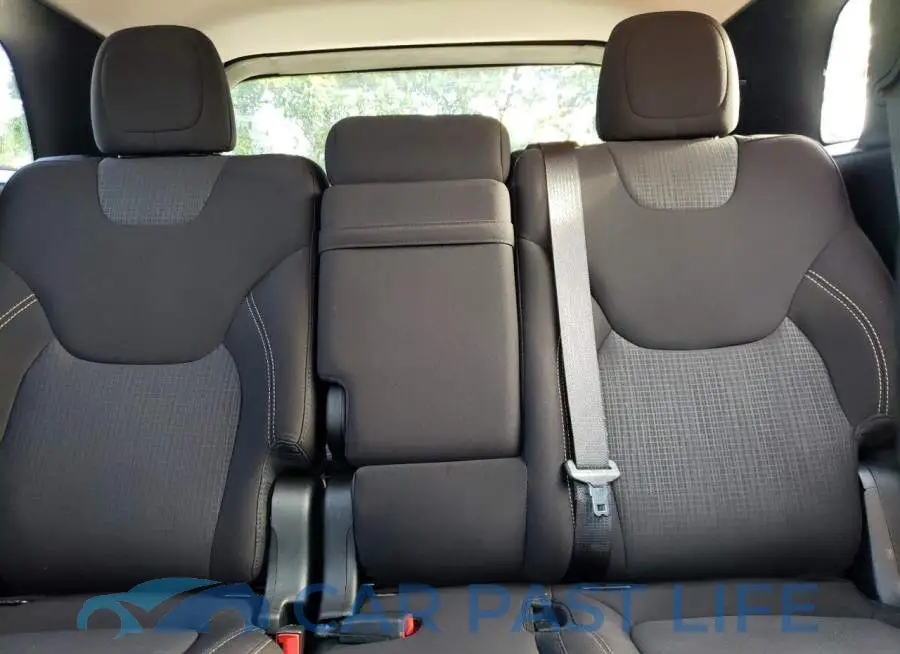 1C4PJMCB1GW361521# 10