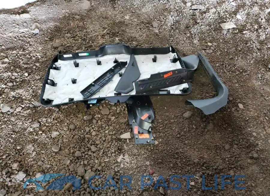 1GNSCLED7NR221568# 13