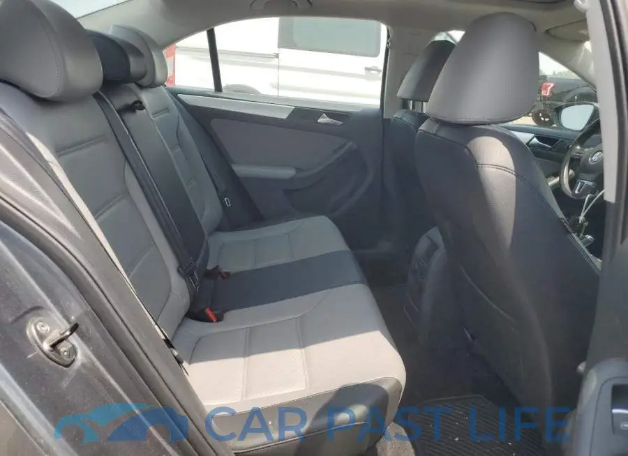 3VW637AJ1EM263164# 10