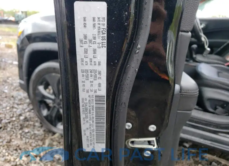 3C4NJDBB0KT812655# 13